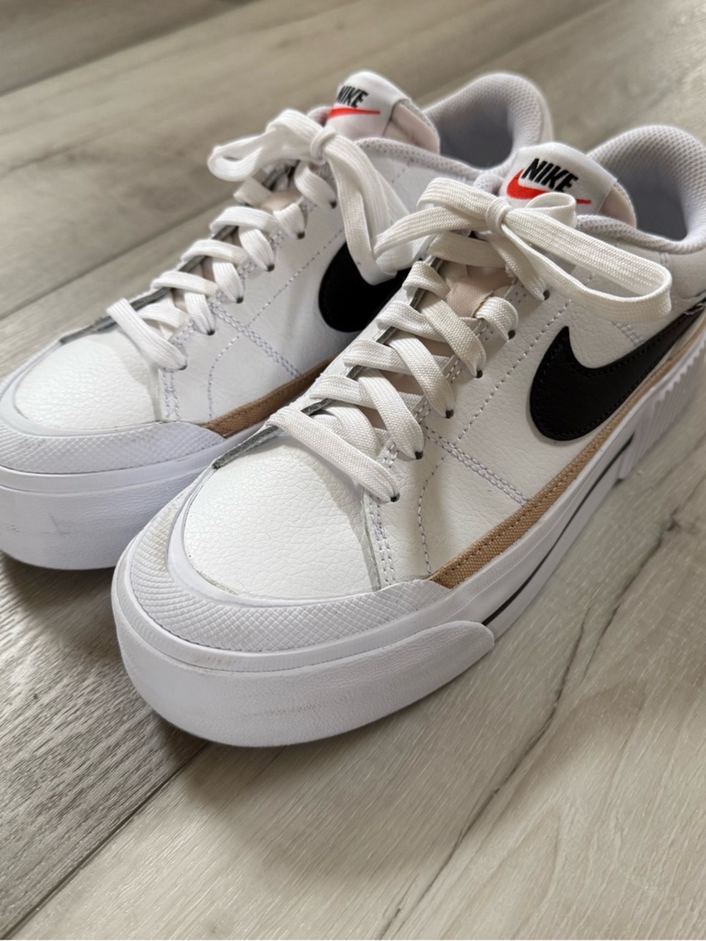 Nike Women’s Court Legacy Platform Sneakers - Picture 2 of 6